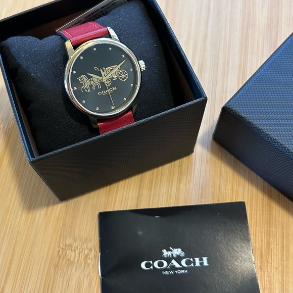 Coach Grand Watch With 36mm Black Face With Golden Carriage & Red Leathe… - Picture 6 of 7